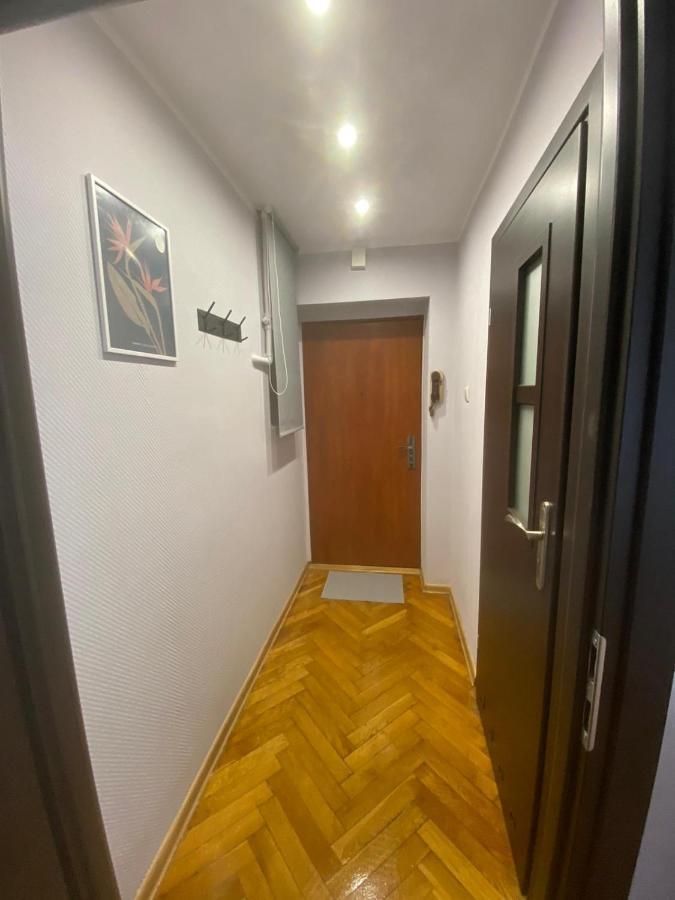 Апартаменты Night Host Matejki 4 Free Parking Бытом Экстерьер фото
